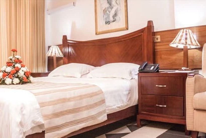 اتاق لوکس, Peacock