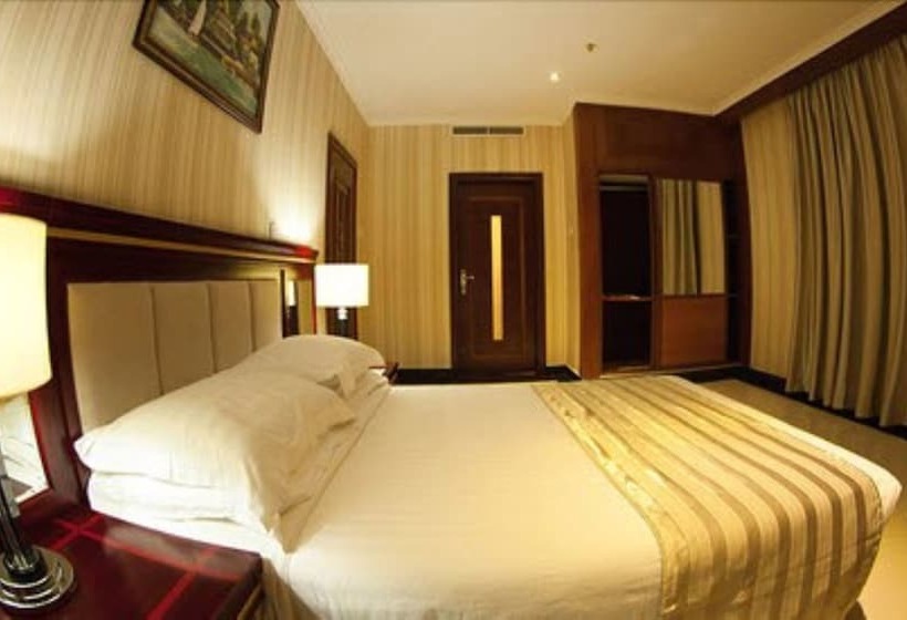 اتاق لوکس, Peacock