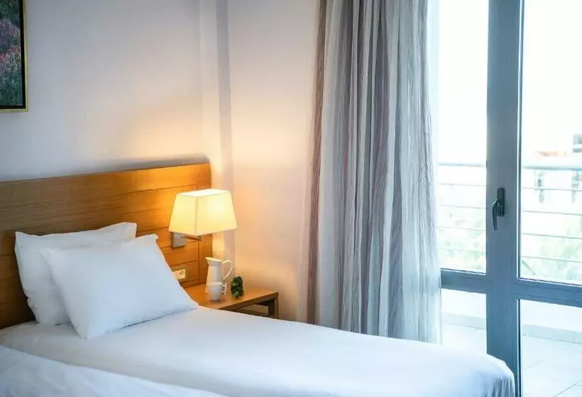 スーペリアースイート, Porto Platanias Village Resort