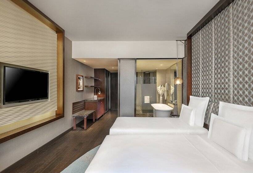 行政房间, Pullman New Delhi Aerocity An Accor Hotels Brand