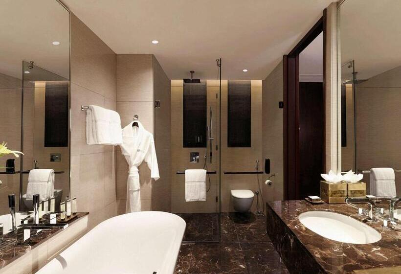 带大床的豪华间, Pullman New Delhi Aerocity An Accor Hotels Brand