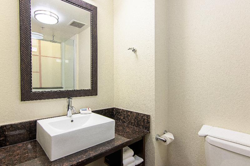 غرفة ديلوكس, Red Roof Inn Locust Grove