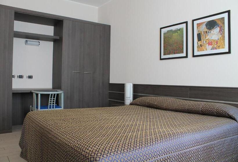 آپارتمان 1 خوابه, Residence Aurora
