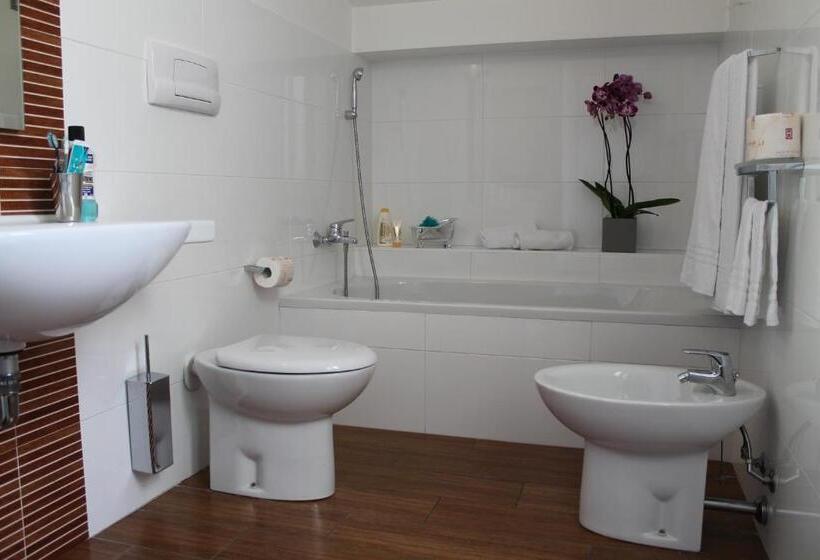 آپارتمان 2 خوابه, Residence Aurora