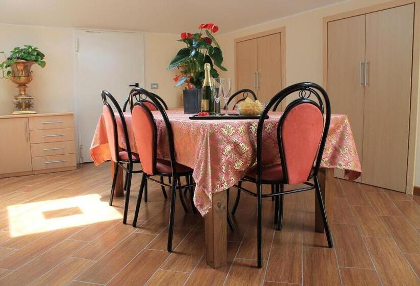 آپارتمان 2 خوابه, Residence Aurora