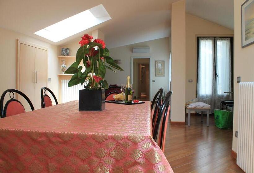 آپارتمان 2 خوابه, Residence Aurora