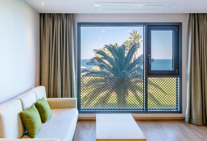 חדר דלוקס נוף לים, Uni Hotel Jeju