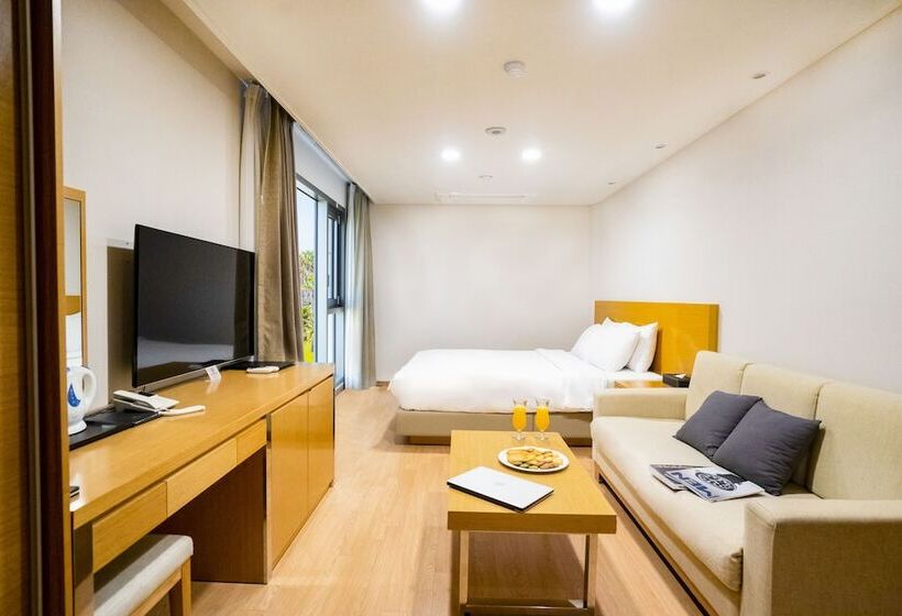 חדר סטנדרט נוף להרים, Uni Hotel Jeju