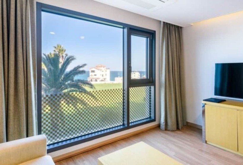 חדר דלוקס נוף לים, Uni Hotel Jeju