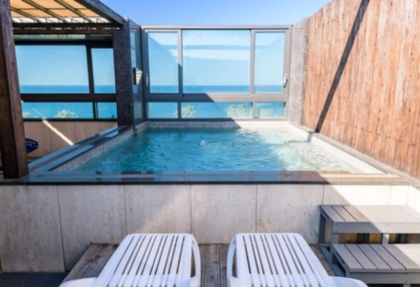 סוויטה נוף לים, Uni Hotel Jeju