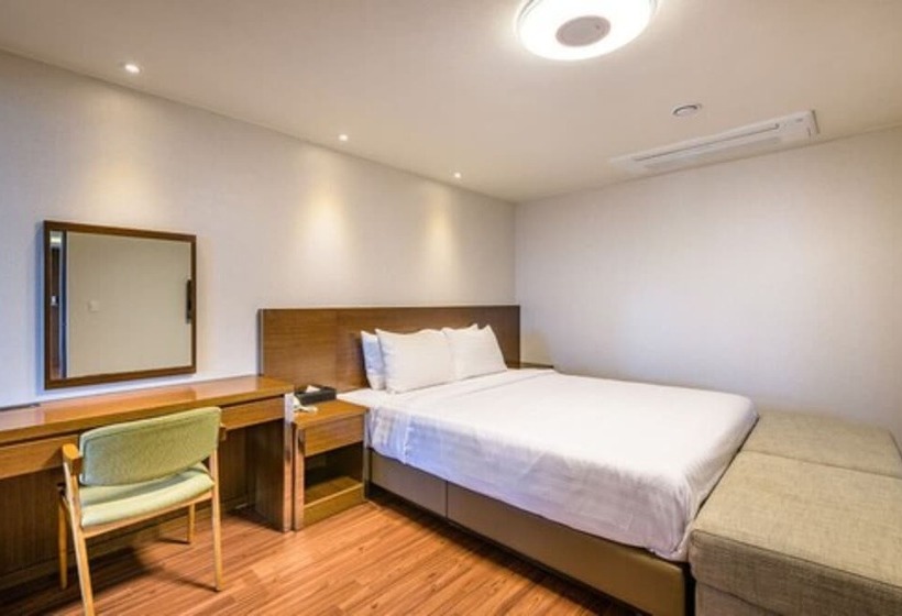 סוויטה עם בריכה, Uni Hotel Jeju