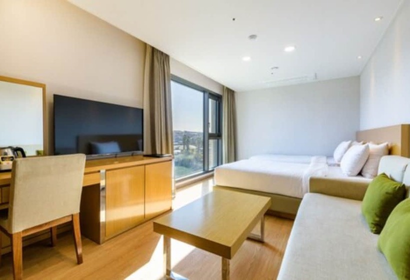 חדר סטנדרט נוף להרים, Uni Hotel Jeju