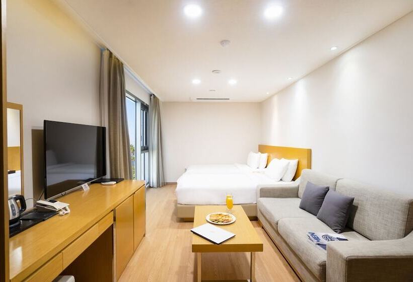 חדר סטנדרט נוף להרים, Uni Hotel Jeju
