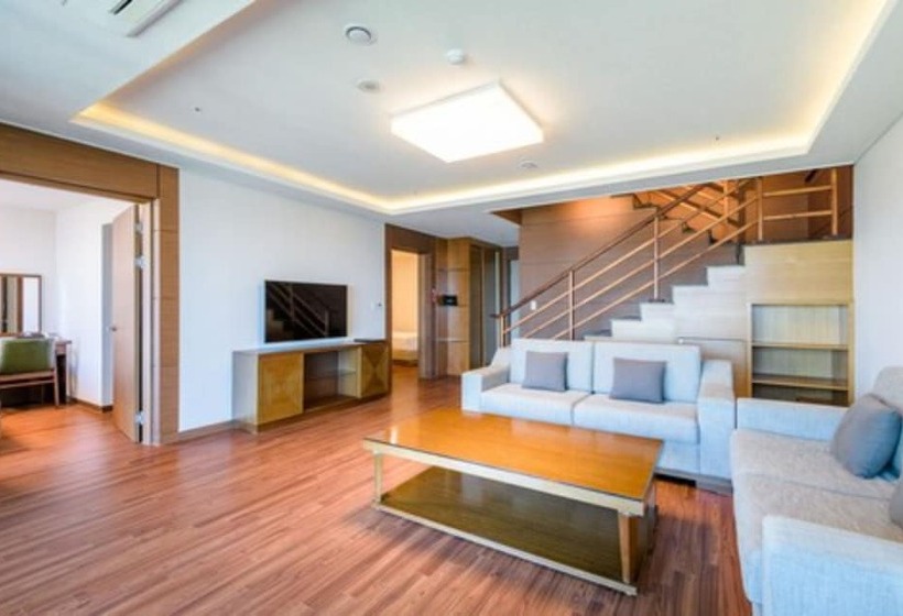 סוויטה נוף לים, Uni Hotel Jeju