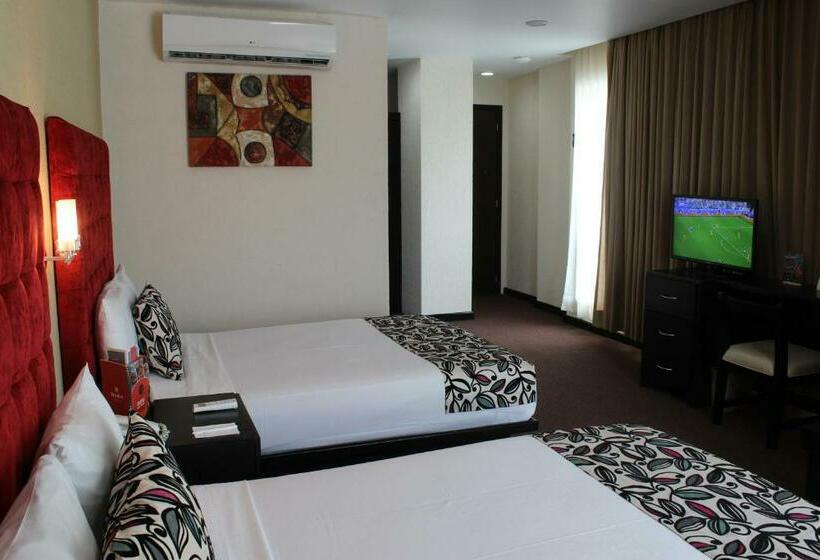 Номер Стандарт 2 Двуспальные Кровати, Vista Inn Premium