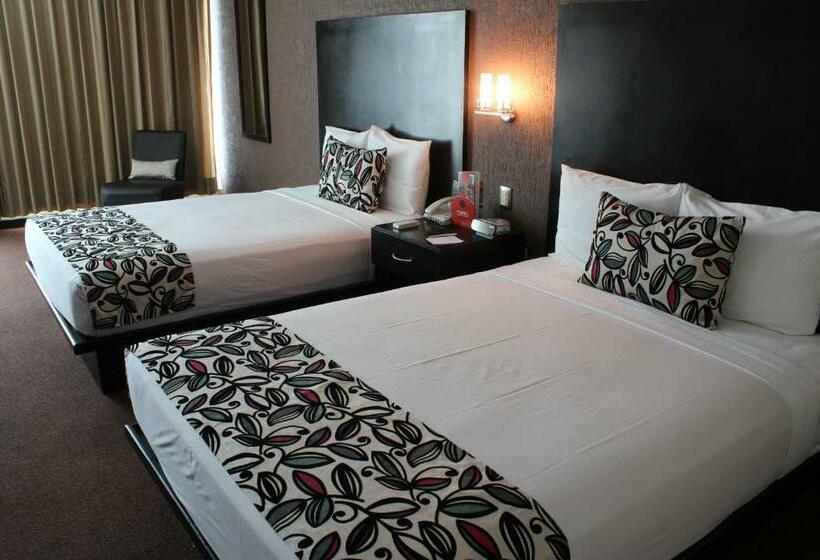 Номер Стандарт 2 Двуспальные Кровати, Vista Inn Premium