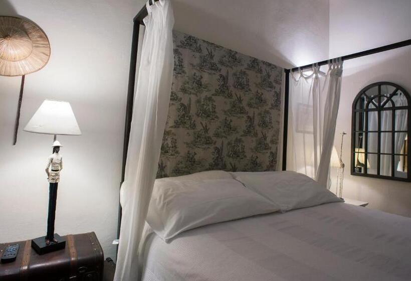 اتاق استاندارد, Les Chambres De Amelie B&b