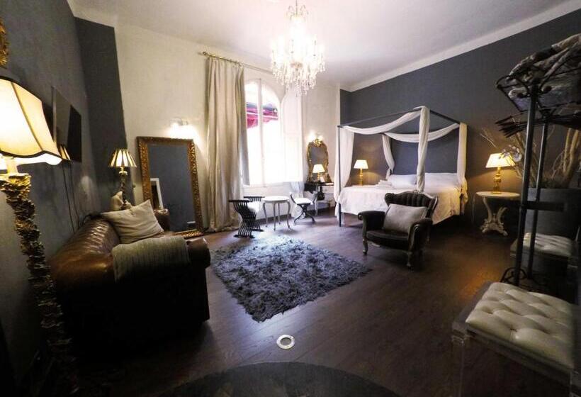 سوییت جونیور, Les Chambres De Amelie B&b