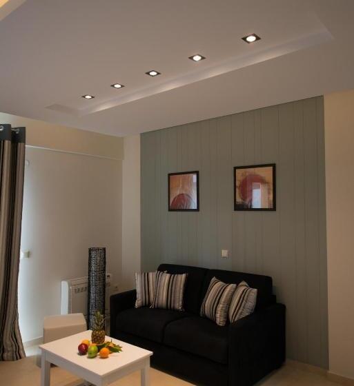 家族用アパートメント, Mantinia Bay