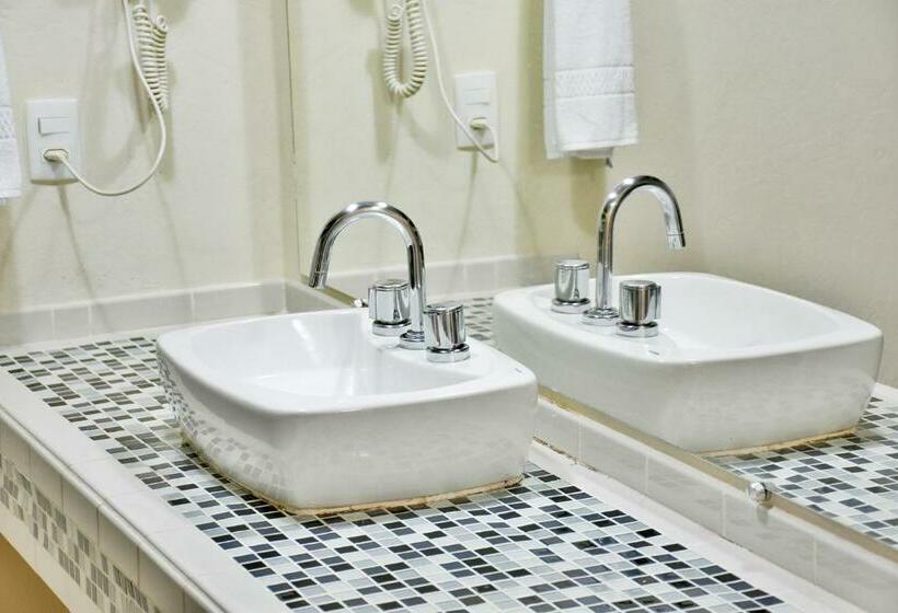 جناح, Recanto Alvorada Eco Resort