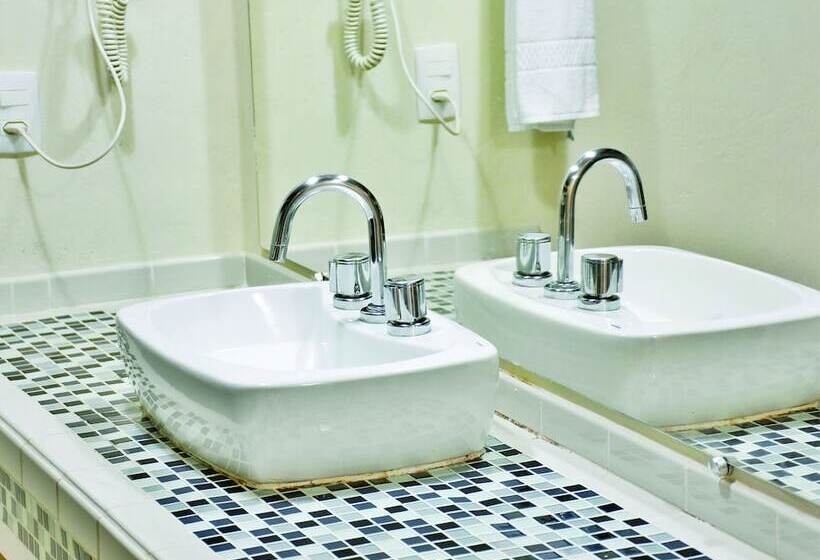 جناح, Recanto Alvorada Eco Resort