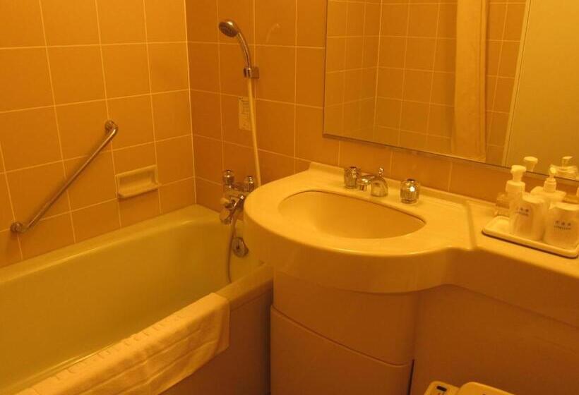 غرفة قياسية ثلاثية, Sun Members Hirugano