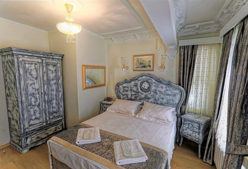 Standard Room, Romantic Mansion