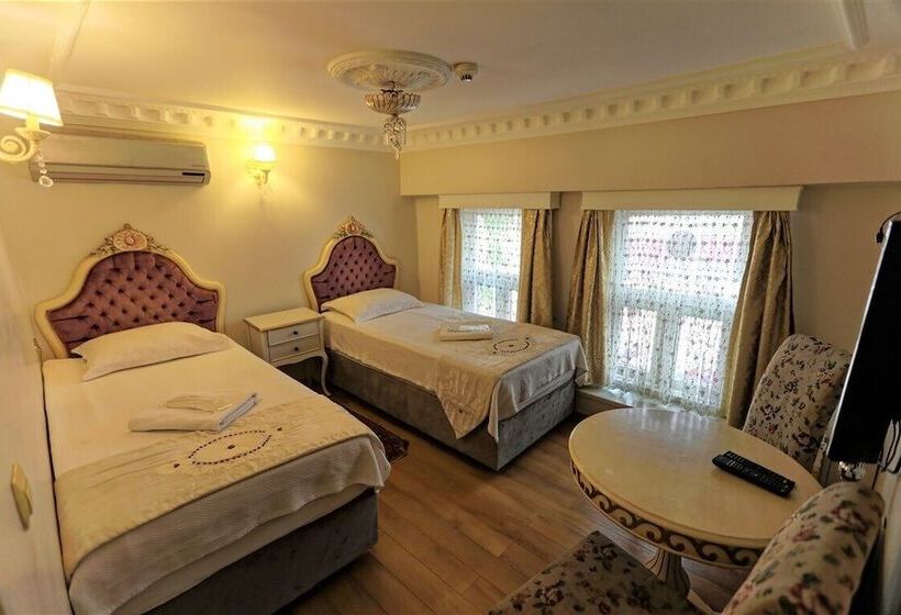 2 Bedroom Family Suite, Romantic Mansion
