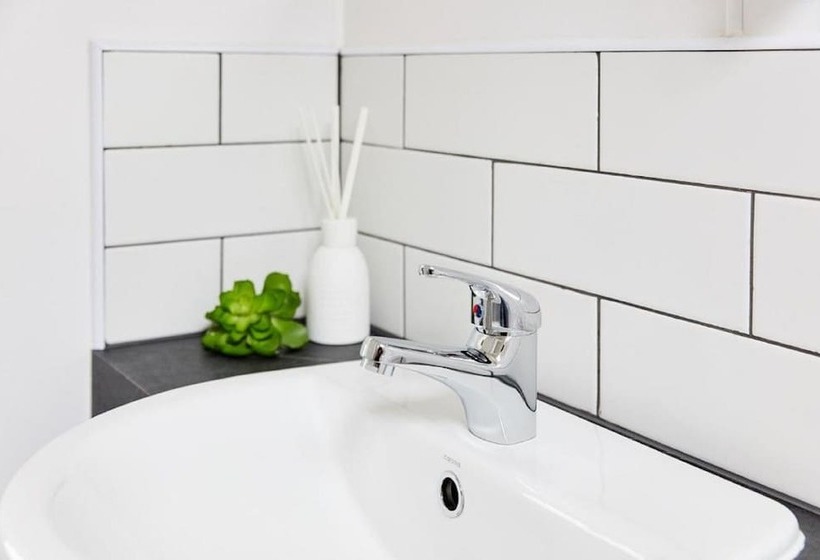 إستوديو قياسى, Torquay Foreshore Caravan Park