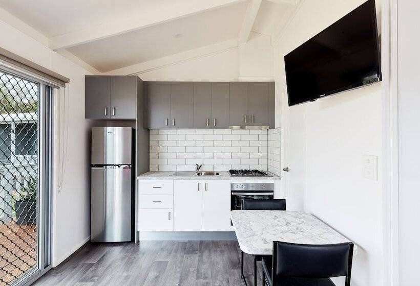 إستوديو قياسى, Torquay Foreshore Caravan Park