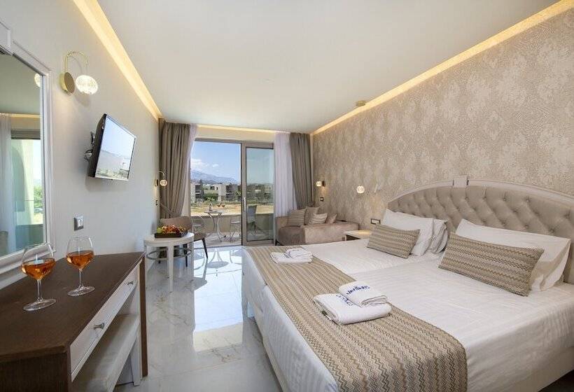 Номер Superior Боковой Вид на Море, Vantaris Luxury Beach Resort