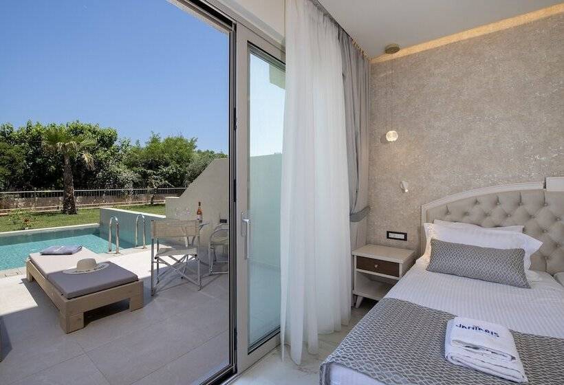 Полулюкс с Бассейном, Vantaris Luxury Beach Resort