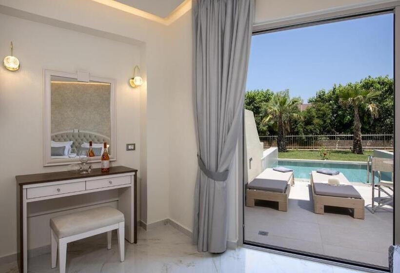 Полулюкс с Бассейном, Vantaris Luxury Beach Resort