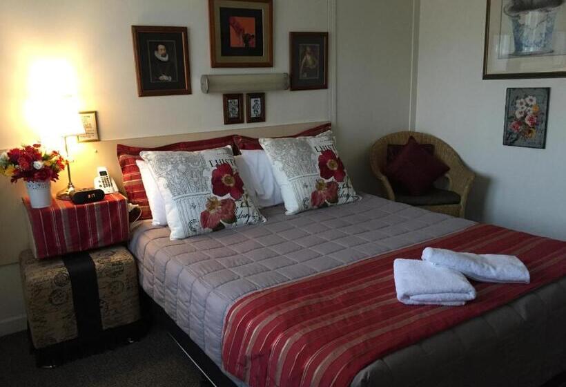 غرفة عائلية, Airport Riverview Motel