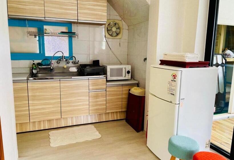 חדר משפתחתי סופריור, Backpackers In Yeosu