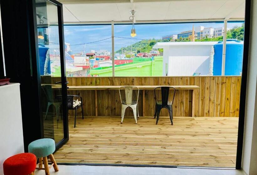 חדר משפתחתי סופריור, Backpackers In Yeosu