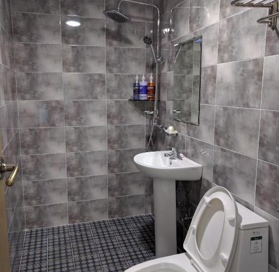 חדר סטנדרט נוף לעיר, Backpackers In Yeosu