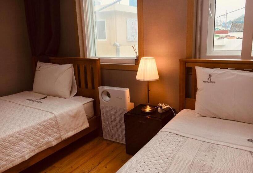 חדר סטנדרט נוף לעיר, Backpackers In Yeosu
