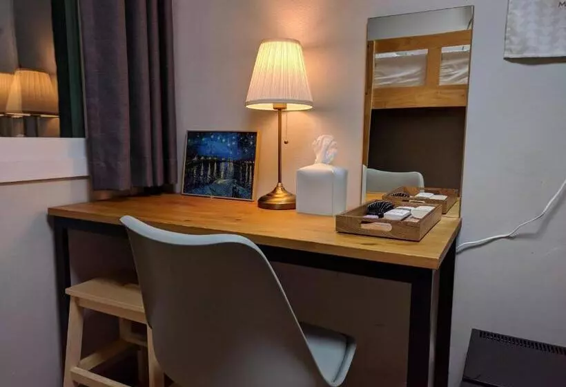 ベーシックルーム, Backpackers In Yeosu