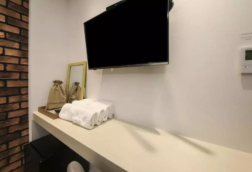 ファミリールーム, Backpackers In Yeosu
