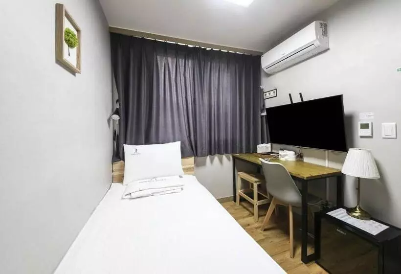 スタンダードシングルルーム, Backpackers In Yeosu