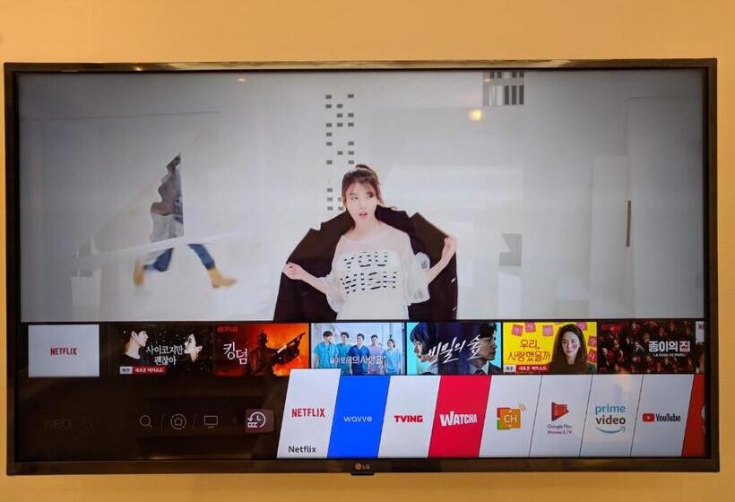 חדר סטנדרט לשלושה, Backpackers In Yeosu