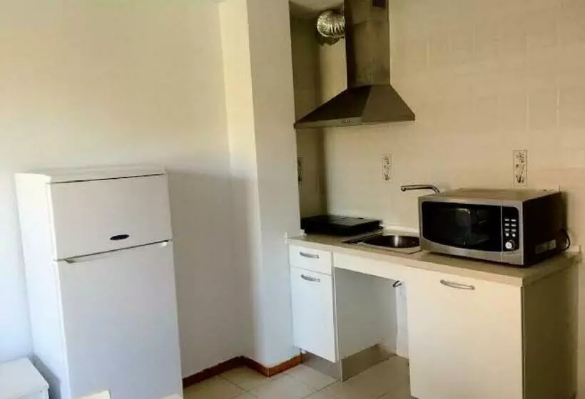スタンダードスタジオ, Apartamentos Bernat Pie de Playa 3000