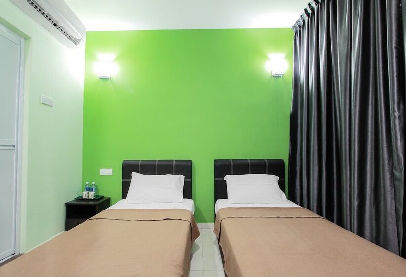 Standard Room, Brilliant