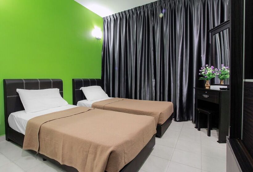 Superior Triple Room, Brilliant