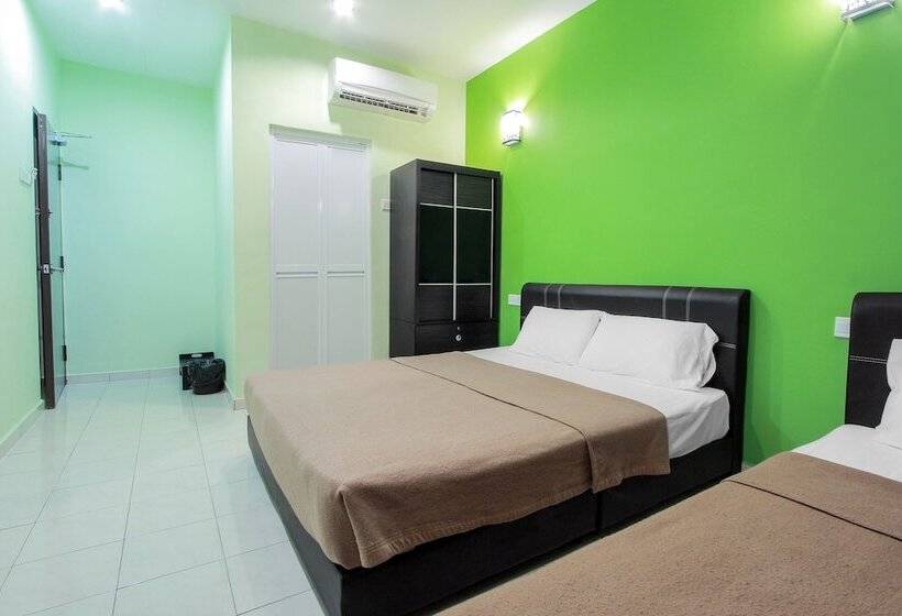 Superior Triple Room, Brilliant