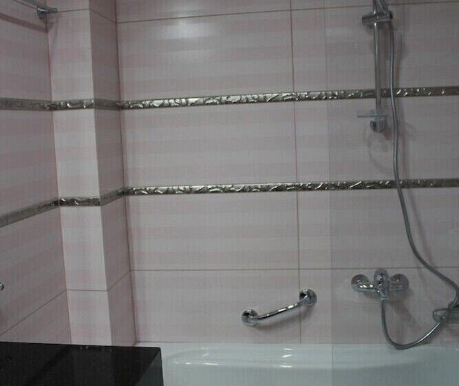 シングルデラックスルーム, Grand Meteora