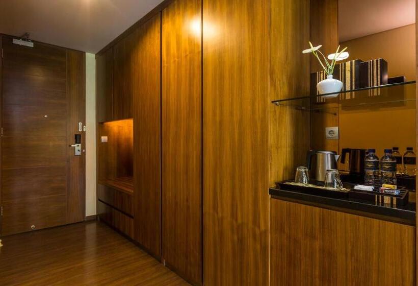 ゴルフ場ビューデラックスルーム, Klapa Resort