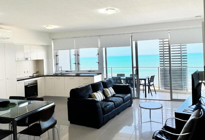 Апартаменты 3 Спальни Вид на Море, Oshen Holiday Apartments Yeppoon