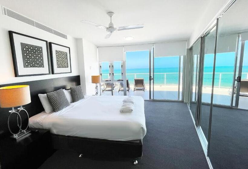 Апартаменты Premium 3 Спальни, Oshen Holiday Apartments Yeppoon